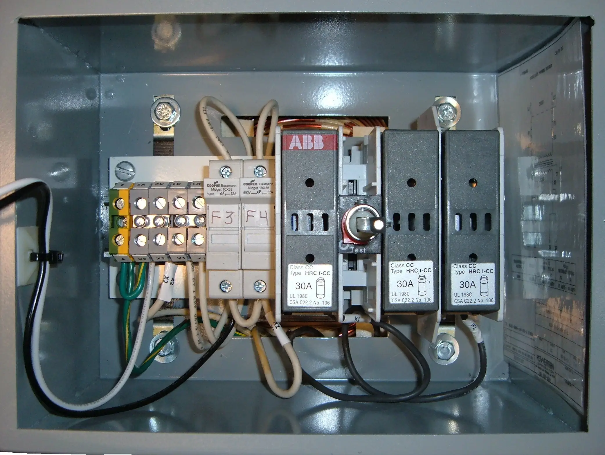 Lighting Disconnect